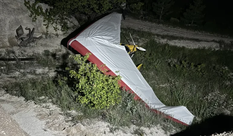 AA-20260527-41513970-41513968-NEVSEHIRDE_ACIL_INIS_YAPAN_MICROLIGHTTAKI_PILOT_VE_YOLCU_YARALANDI-220.webp
