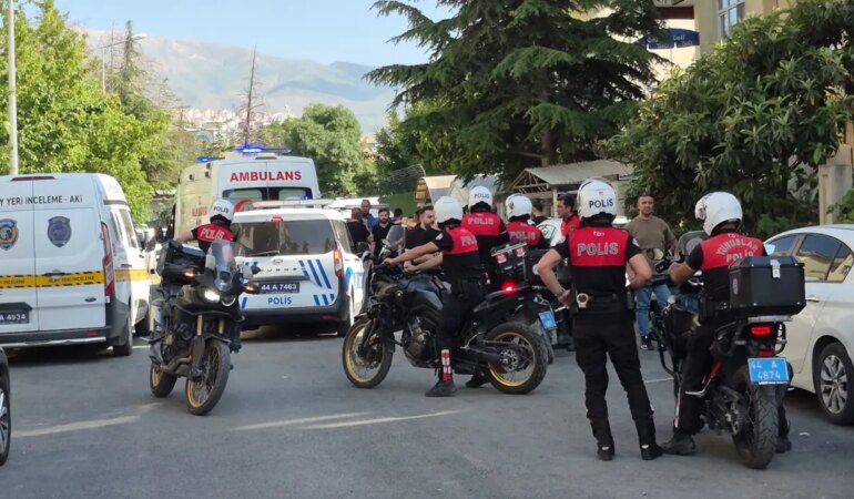 TABANCAYLA-KIZINI-OLDURUP-ESINI-VE-DIGE_1373372_407764-793527.jpg