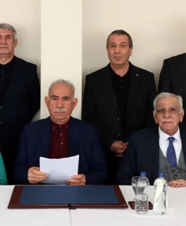 AbdullahC396calanveDEMPartiHeyeti-7664492.jpg