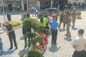 BURSA-ADLIYESINDE-KAVGA-1I-POLIS-3-YA_1403425_416962-629391.jpg