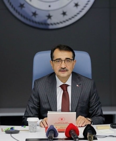 Bakan Dönmez: Türkiye rüzgar üretim rekorunu kırdı
