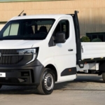 Yenilenen Renault Master Minibüs ve Master Kamyonet’in yeni açık kasa seçenekleri Türkiye’de