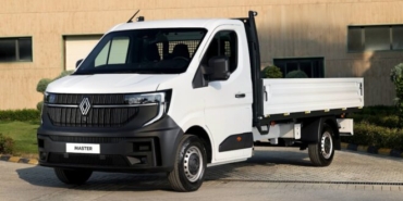 Yenilenen Renault Master Minibüs ve Master Kamyonet’in yeni açık kasa seçenekleri Türkiye’de