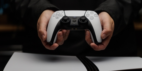 Sony isn’t phasing out discs quite as quickly as we thought