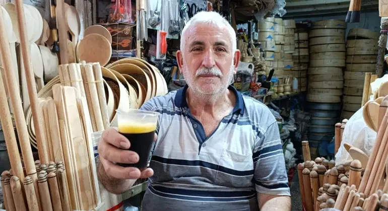 Çay gibi demleniyor; böbreklere, ciğerlere, mideye iyi geliyor. Kahramanmaraş'ın milli içeceği