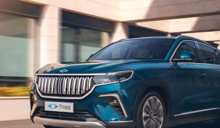 Agustos-Otomobil-Yarisi-T10X-Lider-Clio-Satislari-Ikiye-Katlandi-featured