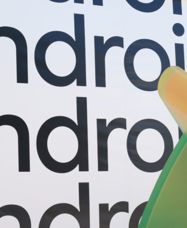 New Android Drop adds remembered items in Find Hub, makes anti-nausea dots official
