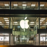 Apple8217in-2.000-Dolarlik-Katlanabilir-iPhone-Modeli-Geliyor-featured