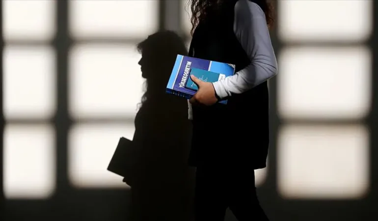 Üniversite öğrencilerine aylık 13 bin 750 lira burs imkanı: Başvurular başladı