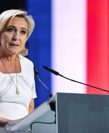 Fransa-Secim-Anketlerinde-Marine-Le-Pen-Farki-Aciyor-featured
