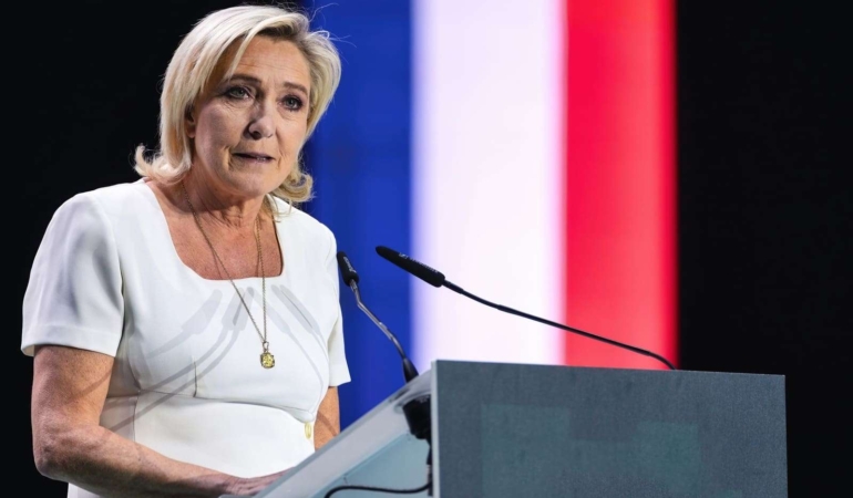 Fransa-Secim-Anketlerinde-Marine-Le-Pen-Farki-Aciyor-featured