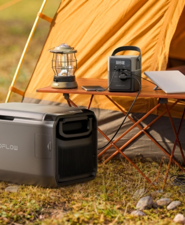 EcoFlow makes the miniature power station even smaller