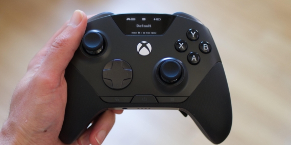 SteelSeries’ pro-grade, wireless Xbox controller sure is expensive