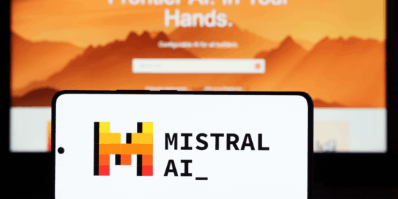 Mistral, 21 milyar euroyu aşan değerleme üzerinden 3 milyar euro yatırım aldı