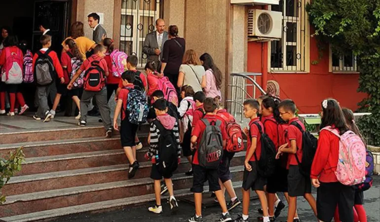 Velileri düşündüren zam. Geçen yıl 49 bin liraydı, bu yıl 80 bin lira oldu