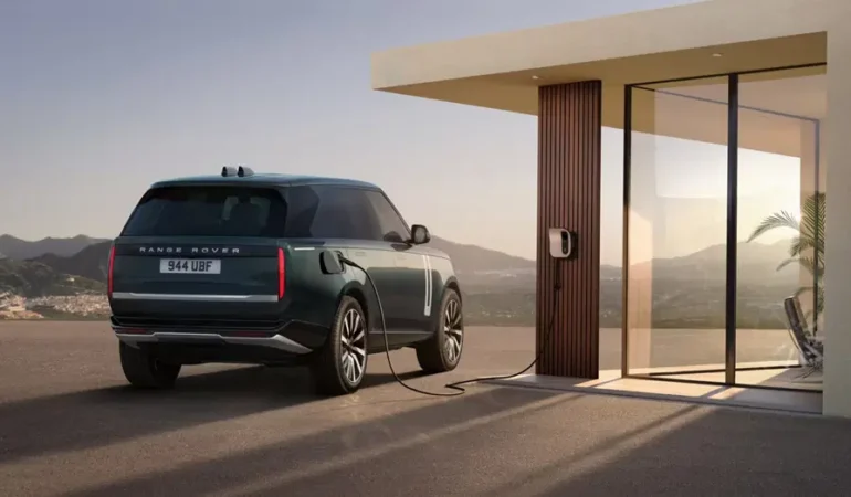 Patent başvuruları rekor kırdı. Range Rover'ın ilk elektrikli aracı tanıtıldı