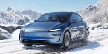 Tesla araçlara manuel sürüşe yönelik “otomatik çarpışma önleme” sistemi geliyor