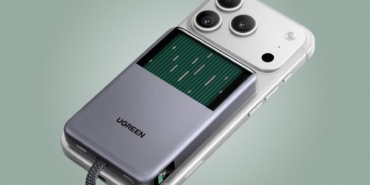 You can watch the coolant flow inside Ugreen’s liquid-cooled power bank