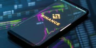 AB-Binance8217in-Lisanssiz-Faaliyetlerini-Incelemeye-Aldi-featured