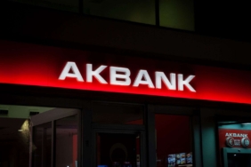 Akbank-459-milyar-TL-net-kar-ve-dev-kredi-destegi-acikladi-featured