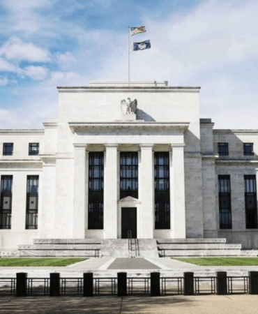 Fed Faiz Kararı Açıklandı: Warsh’ın Basın Toplantısından Öne Çıkanlar
